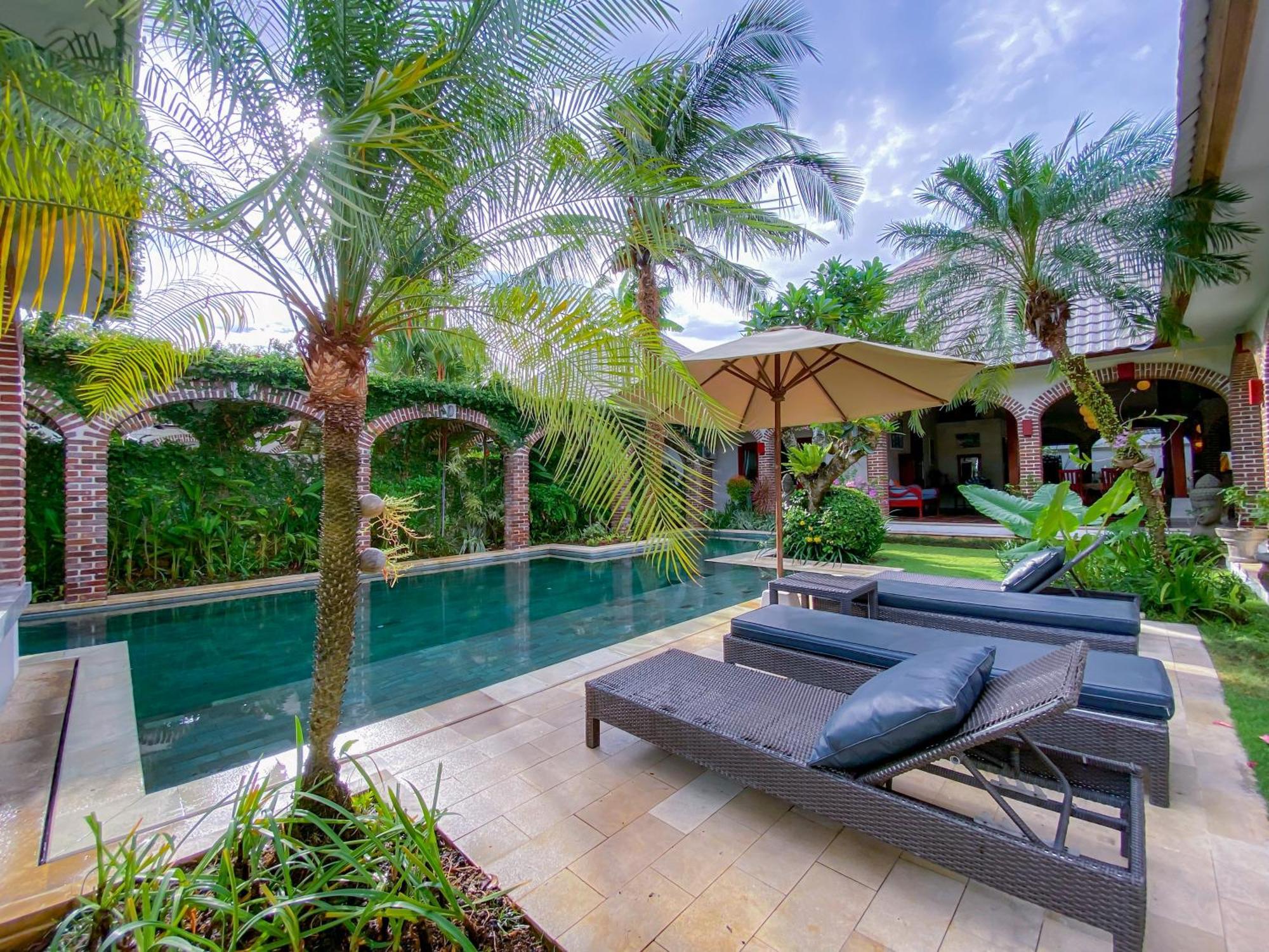 Bali Dyana Villas Семіньяк Екстер'єр фото